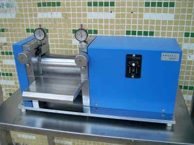 實驗室電動輥壓機(jī) 對輥機(jī)