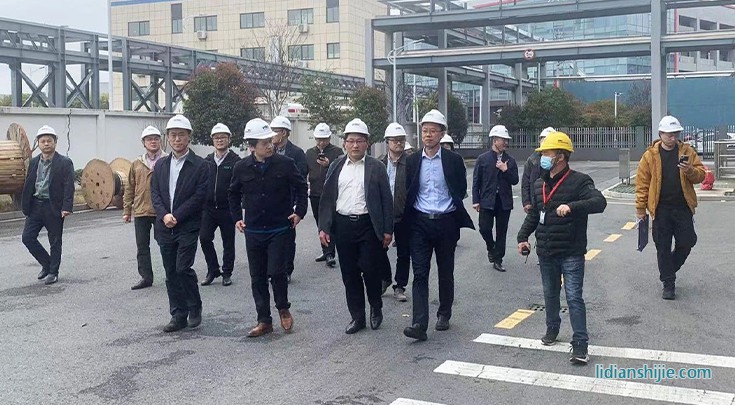 1.jpg 1.jpg